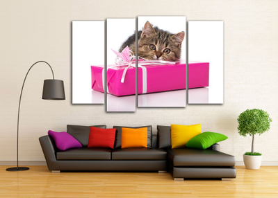 Модульная картина "Котик и подарок"