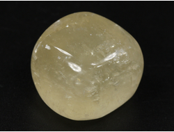 Кальцит жёлтый (золотистый), галтовка, Бразилия (23*20*18 мм, 21 г) №35239