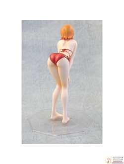 Фигурка 1/8 Нами (Nami Red Ver.)