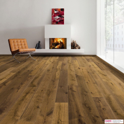 Декор паркетной доски Haro Дуб Мореный Саваж браш 1-пол, масло 538949 в интерьере гостиной