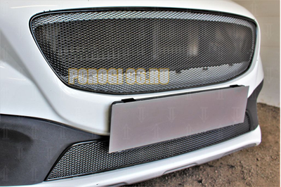 Защита радиатора Volvo V40 Cross Country 2012-2016 black верх PREMIUM (3D устанавливается вместо штатной)