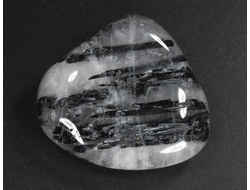 Кварц с черным турмалином (шерл), галтовка, Бразилия (31*28*14 мм, 16 г) №35103