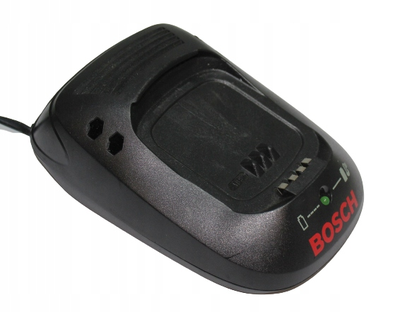Зарядное устройство bosch 2607225273 + Аккумулятор б/у