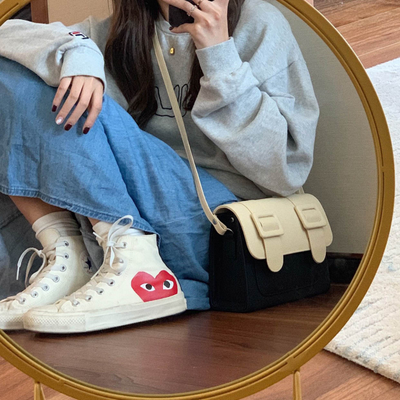 Как смотрятся на девушке  белые Converse с сердечком Comme Des Garcons Play 150205C