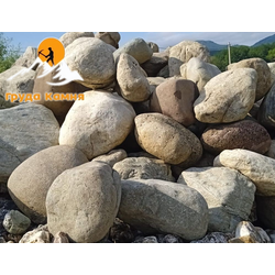 Валуны цветные окатанные большие, фракция 400-600 мм