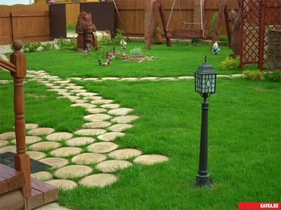 Брусчатка "Пенёк" для пешеходных зон. Материал: белый бетон. Производитель: КАВКА