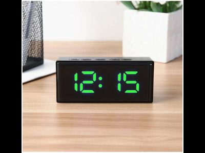 Часы настольные NA-6093 ярко-зелёные цифры