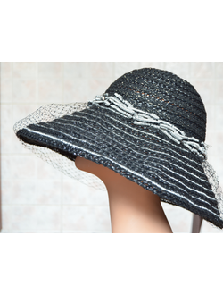 Шляпа черная с вуалью женская модная из коллекции летних шляп с вуалью 2017