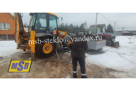 Вклейка Стекла двери на JCB 3CX