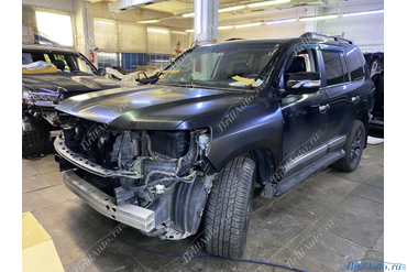 Рестайлинг Land Cruiser 200 из 2012 в 2021 TRD (фары Lexus)