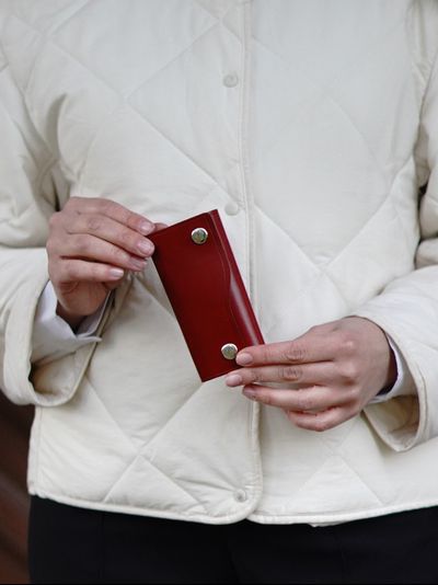 Ключница красного цвета KL-003