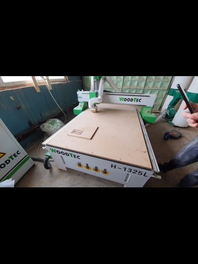 Фрезерно-гравировальный станок с ЧПУ WoodTec H 1325L