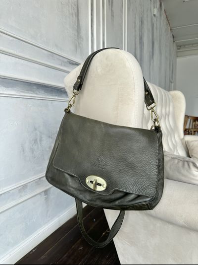 Женская наплечная сумка из натуральной винтажной кожи Vera Pelle темно-зеленая 025811