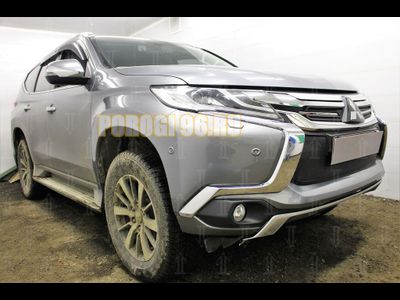 Защита радиатора Mitsubishi Pajero Sport III 2016- (4 части) black верх