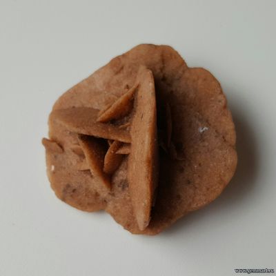 Гипс - "Роза пустыни"