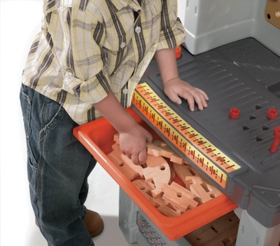 Step 2 — «Маленький столяр»