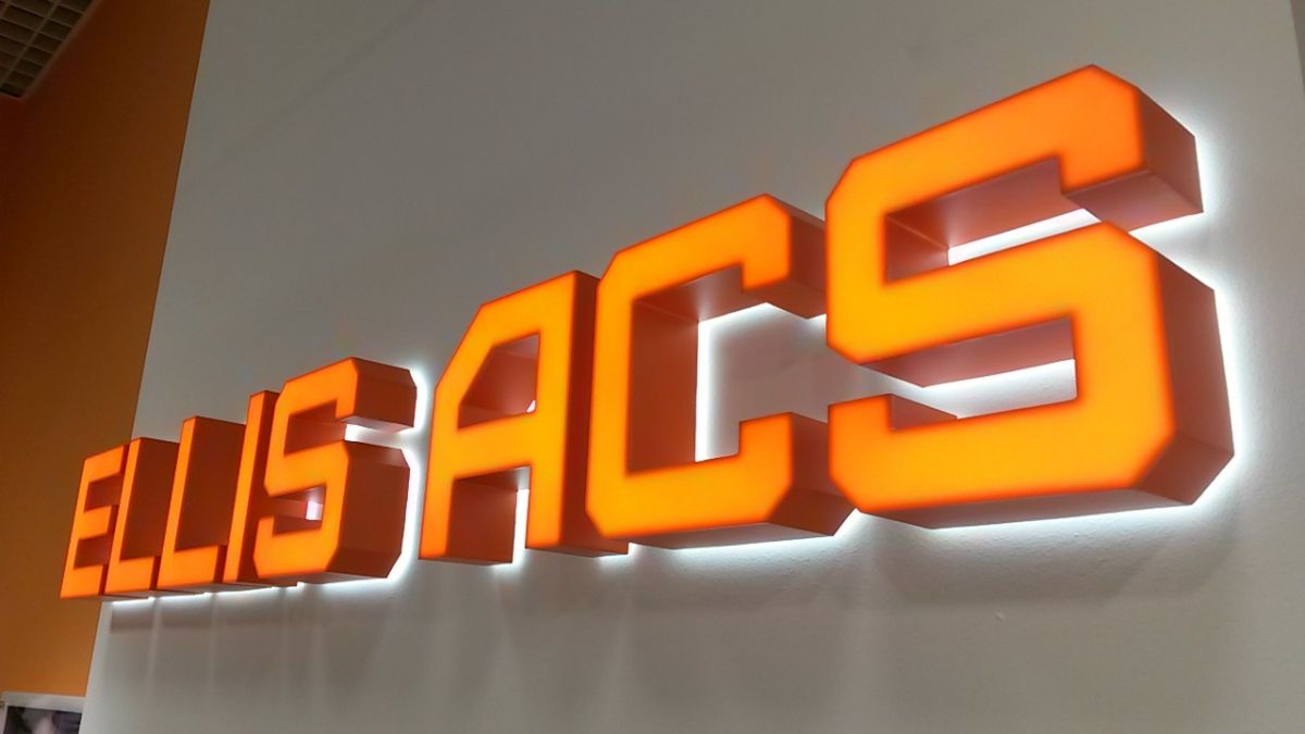 Объемные буквы с контражурным свечением 