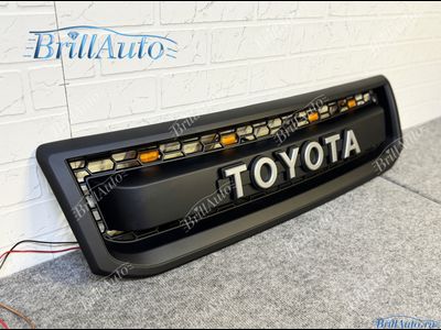 Решетка радиатора Toyota Prado 120 с подсветкой