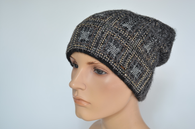 Шапка из мохера Италия