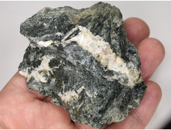 Актинолит, Россия, Северный Кавказ, КЧР, река Большой Блыб (75*70*36 мм, 164 г) №29631