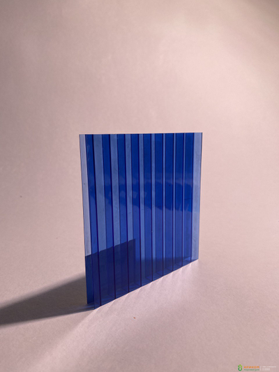 Сотовый поликарбонат "NOVATTRO" 6 мм синий