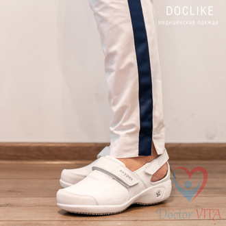 Брюки-слимы DOCLIKE SLIM DL233/1 белые с лампасами