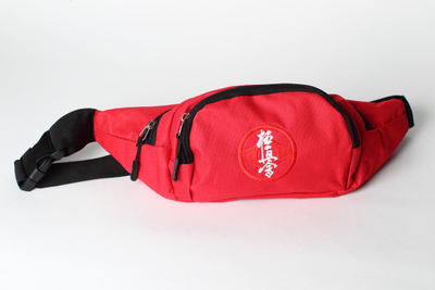 сумка на пояс с вышивкой киокушинкай  красная