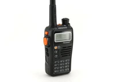 Рация Kenwood TH-K4AT Dual Band VHF+UHF (136-174MHz/400-470MHz), 8W, 3000mAh Li-ion, с гарнитурой