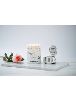 Часы Casio G-Shock GM-5600MAC-7