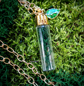 Green witch" кулон со мхом