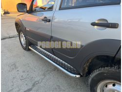 Пороги с накладным листом d53 для Chevrolet Niva 2010-