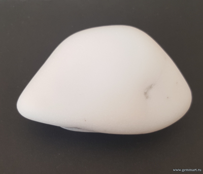 Кахолонг (разн. опала)— галтовка. Казахстан. 78*53*29 мм