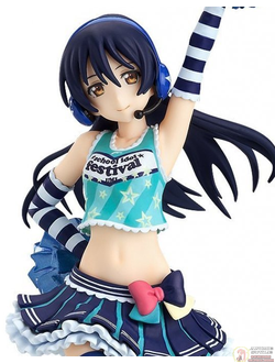 Фигурка Уми Сонода (figFIX Sonoda Umi Cheerleader ver.)