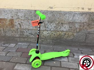 Трехколесный самокат Scooter Mini Зеленый