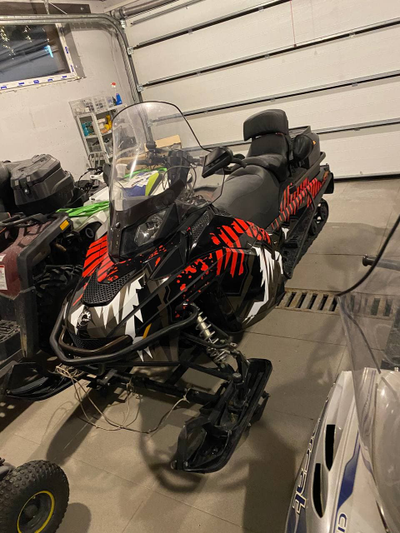 Наклейки на снегоход  Lynx Ranger Expedition Commander 2011-2019 №1214