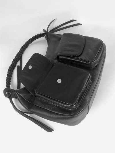 (АРТИКУЛ: 10130/1/5) СУМКА СРЕДНЕГО РАЗМЕРА, НАТУРАЛЬНАЯ КОЖА, ЧЕРНАЯ, С НАКЛАДНЫМИ КАРМАНАМИ, РУЧКА ЧЕРЕЗ ПЛЕЧО
