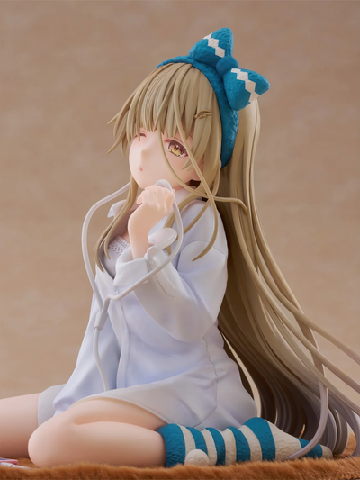 Фигурка 1/7 Махиру Сина (Mahiru Shiina Relax ver.)