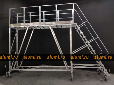 Лестница с площадкой ЛС-3.0 площадка 4 метра