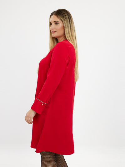 Маленькое красное платье