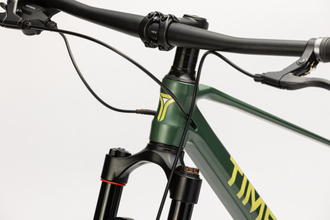 Велосипед TT423/ 8 скоростей 26" магний флуоресцентный зеленый рама 15"