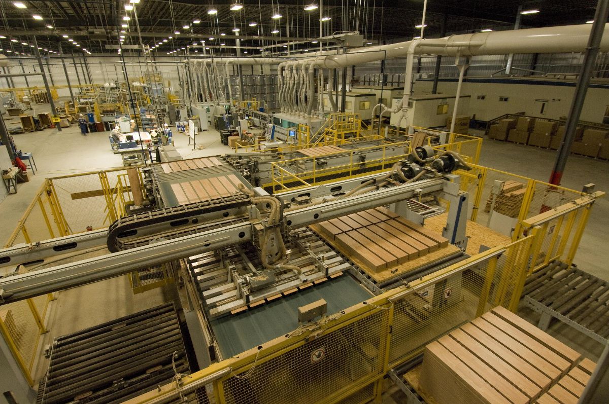 Производство DPL-ламината &mdash; процесс прямого прессования всех слоёв одновременно