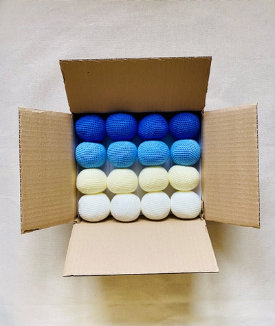 «Мнушки» — мягкие мячики для зимних игр и развития детей