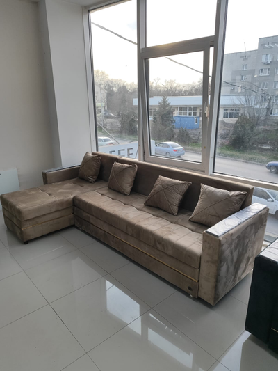 Диван угловой