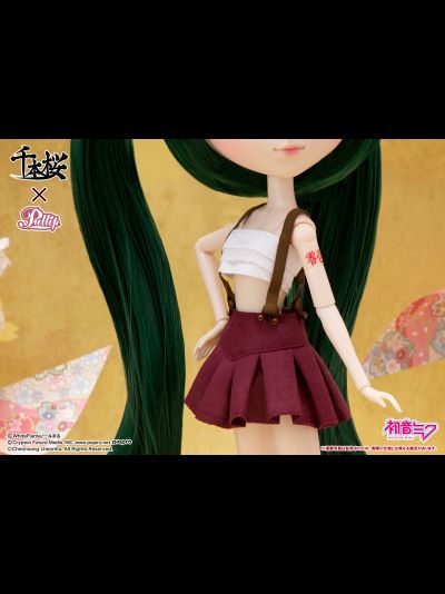 Кукла Пуллип Мику Хацунэ (Pullip Hatsune Miku Senbonzakura ver.)