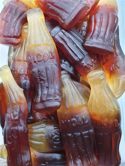 Мармелад из Бразилии - Docile Gelantines Cola Bottle с кислой посыпкой