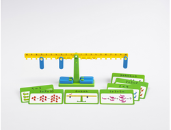 Весы математические с заданиями. Набор игровой.