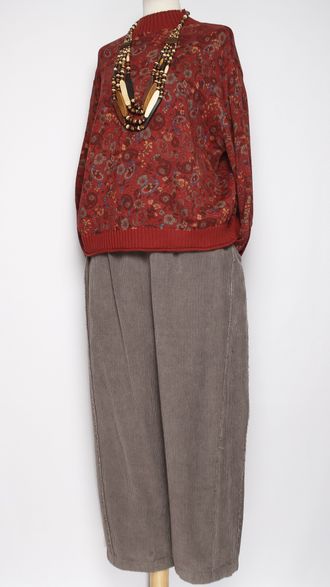 Брюки Бохо вельветовые "Трубы винтажные карман сзади" бежевые р.50-54