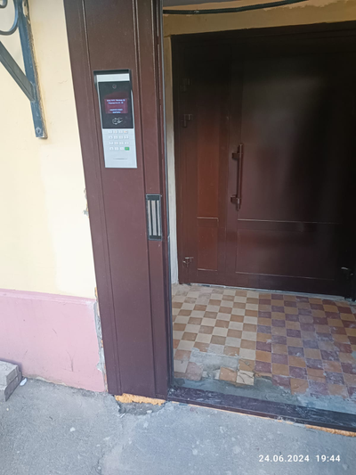 Входная дверь с видео домофоном для любого проёма и размера. Гарантируем безопасность и удобство вашего подъезда