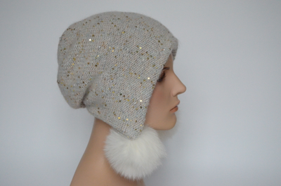 Вицио италия шапка ушанка с помпонами белая