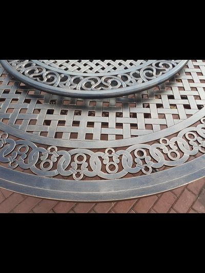 Обеденный комплект из литого алюминия GIOSS 8